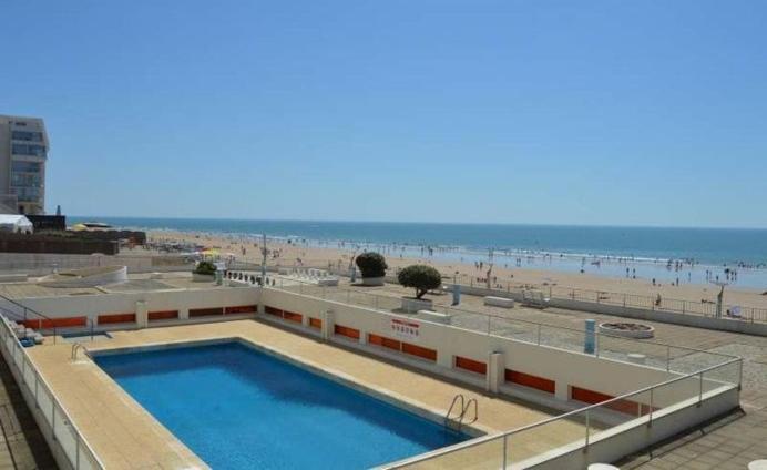 Residence La Garenne A La Grande Plage, Vue Mer, Piscine Et Parking Prive, 6 Personnes Saint-Gilles-Croix-de-Vie Zewnętrze zdjęcie